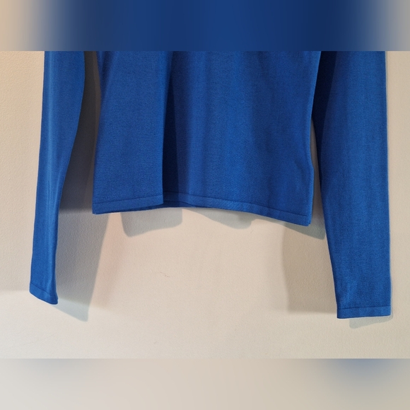 Aritzia Babaton Post Jersey Knit Crew Neck Top Small Cerulean Blue - Picture 4 of 7